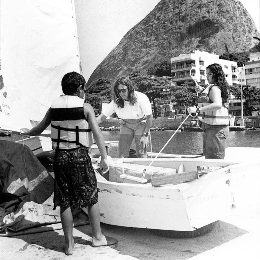 1992 | Cintia com alunos da CL Vela no Argonauta - Urca